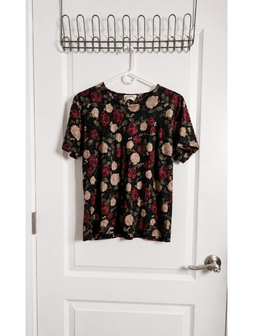 Vintage Frazier Lawrence Floral Rose Top Black Burgundy Short Sleeve